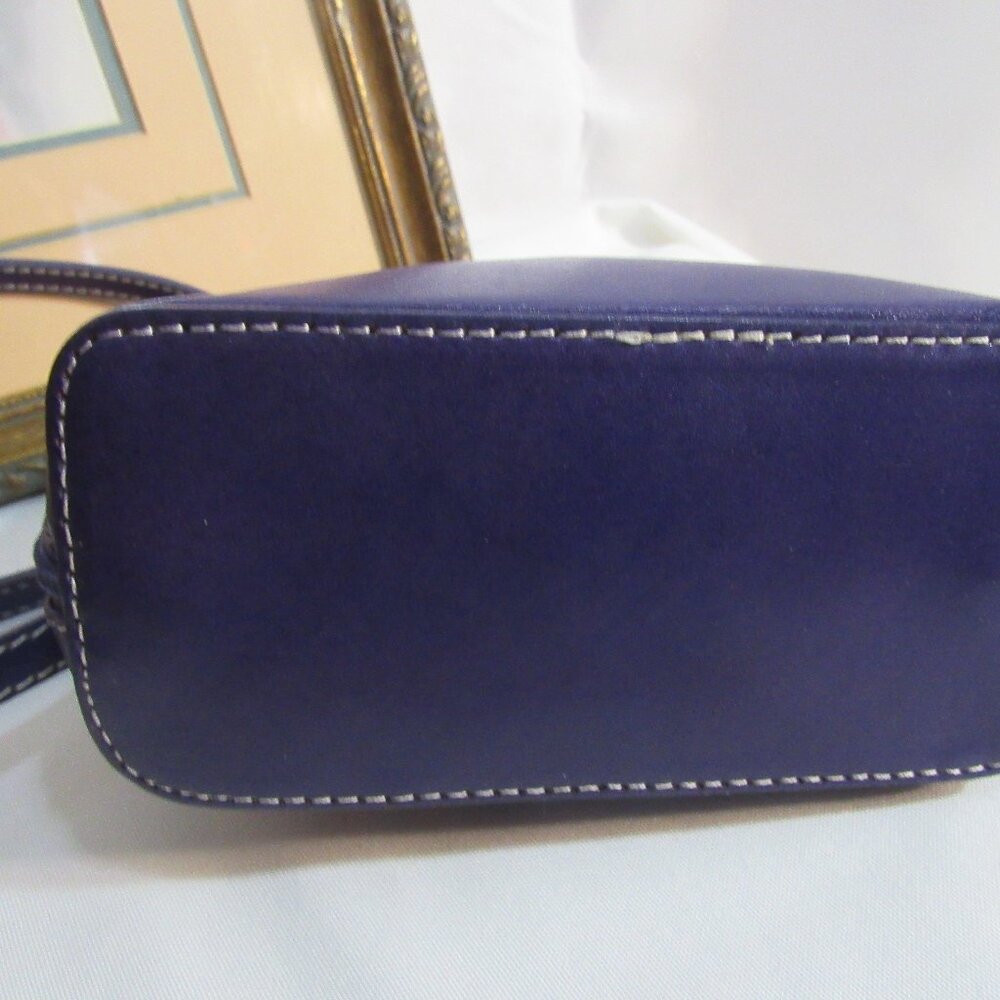 ITALIAN LEATHER  BAG. PURSE, VIOLET COLOR, BACK POCKET, EXCEL COND - Picture 12 of 16
